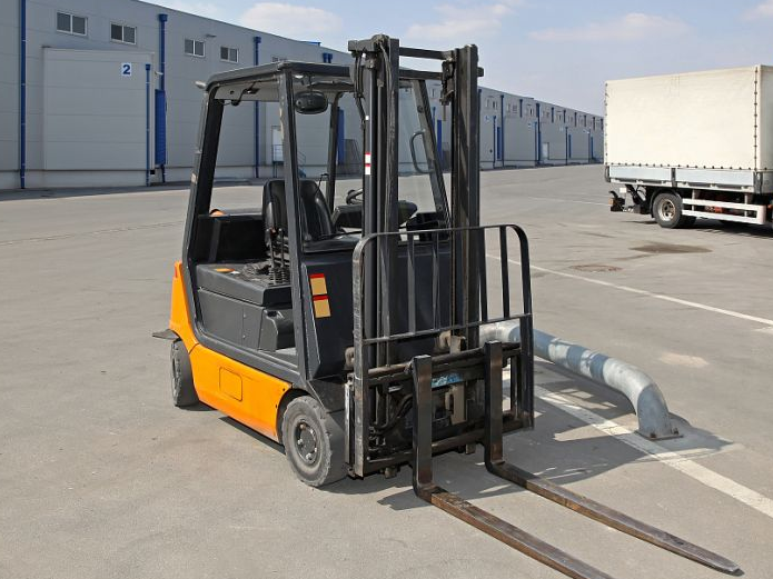 青岛附近叉车吊车出租