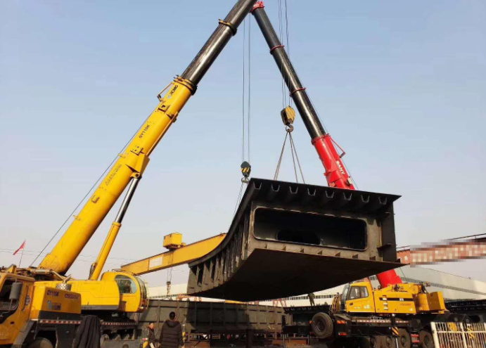 青岛吊车租赁哪家好